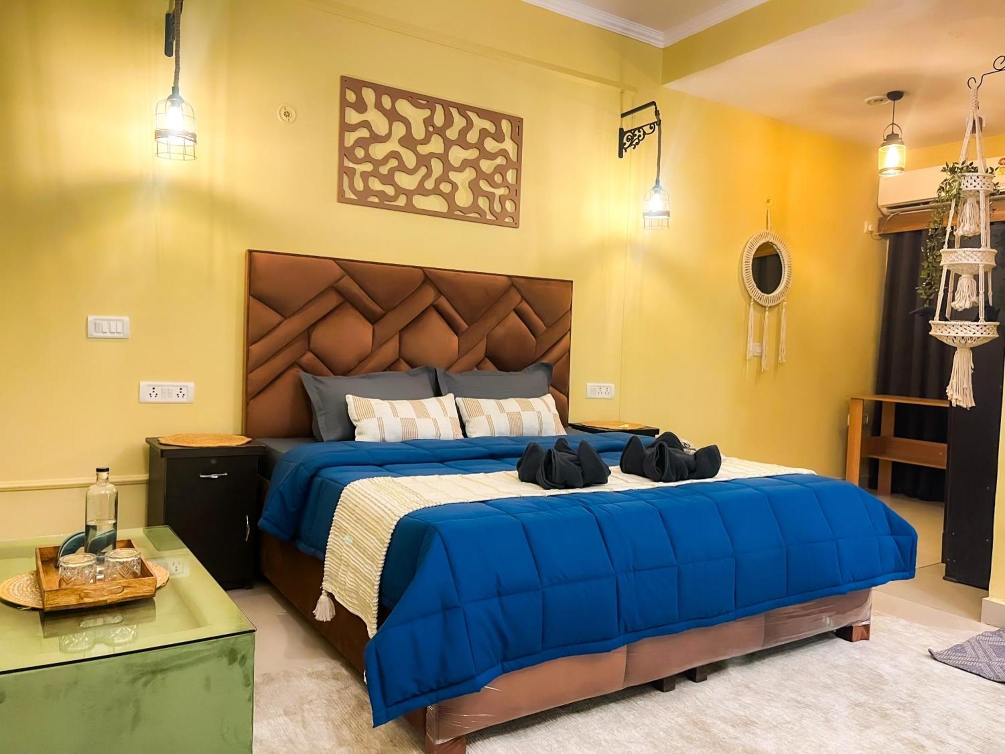 Atharva'S Homestay By Goaround Homes - Nehru Enclave Metro, South Delhi Ню Делхи Екстериор снимка