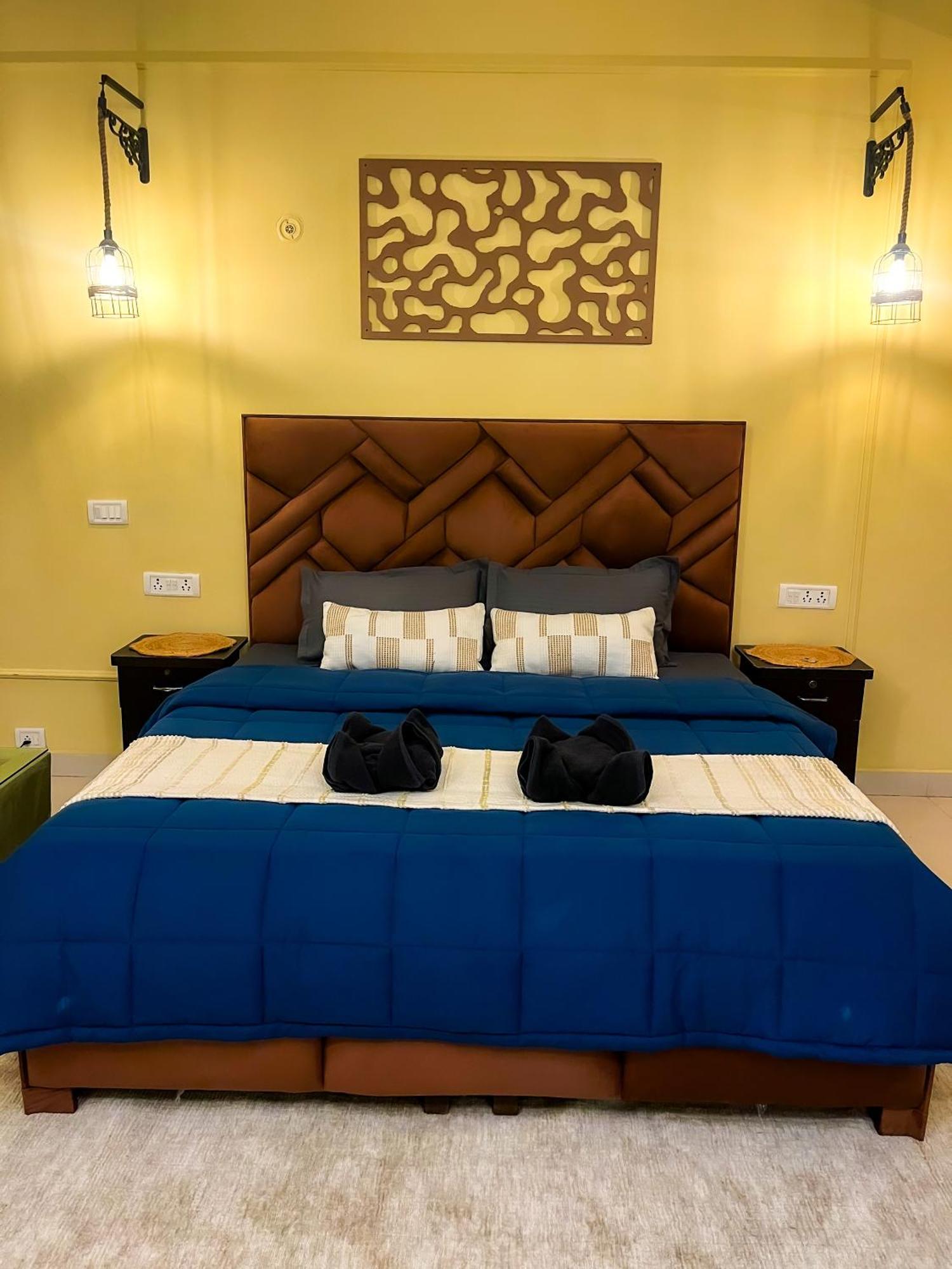 Atharva'S Homestay By Goaround Homes - Nehru Enclave Metro, South Delhi Ню Делхи Екстериор снимка
