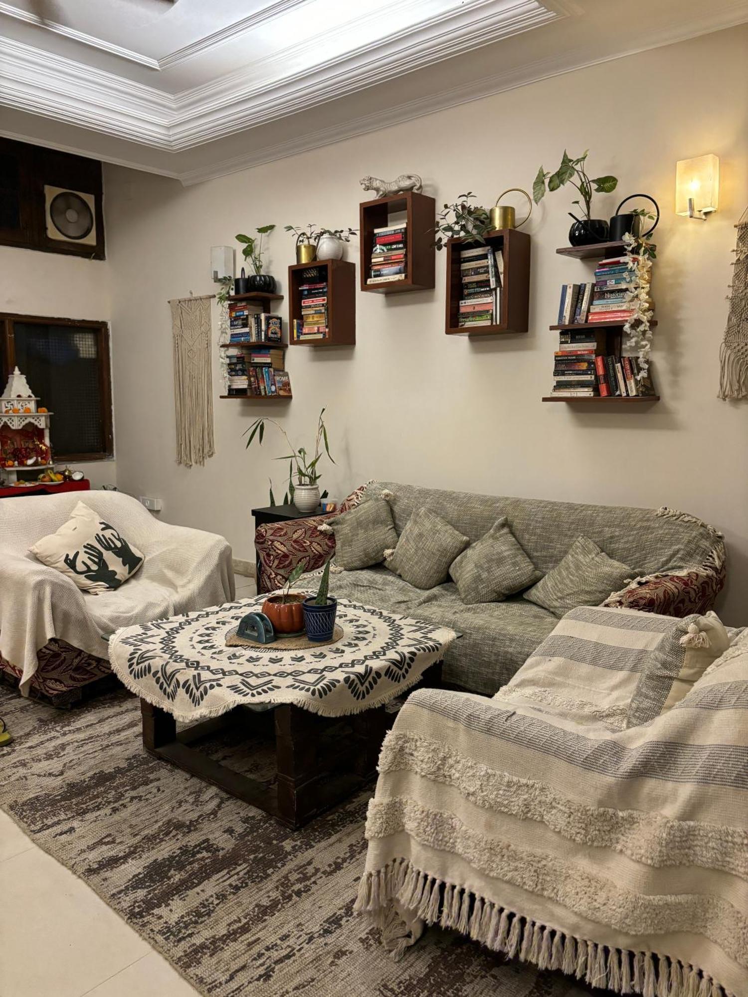 Atharva'S Homestay By Goaround Homes - Nehru Enclave Metro, South Delhi Ню Делхи Екстериор снимка